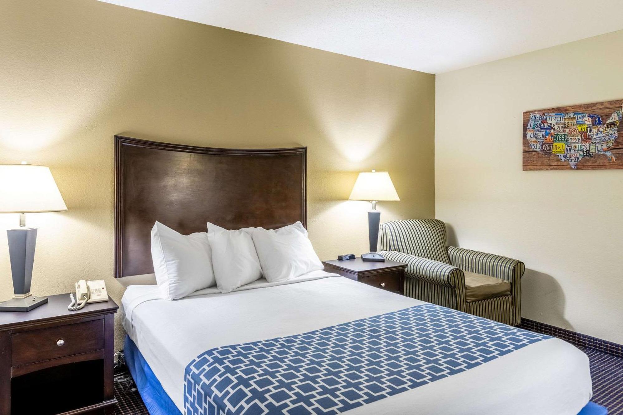 Hotel Econo Inn&suites Auburn