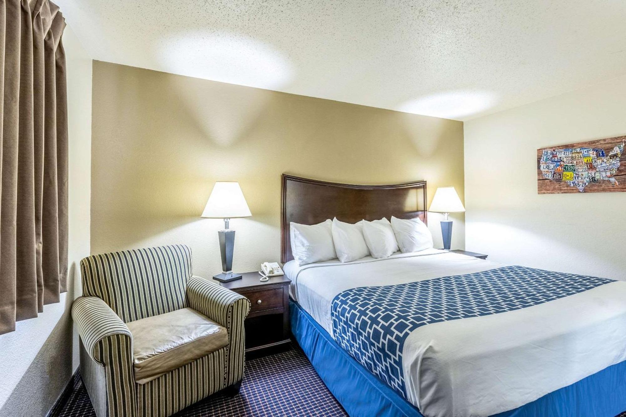Econo Inn&suites