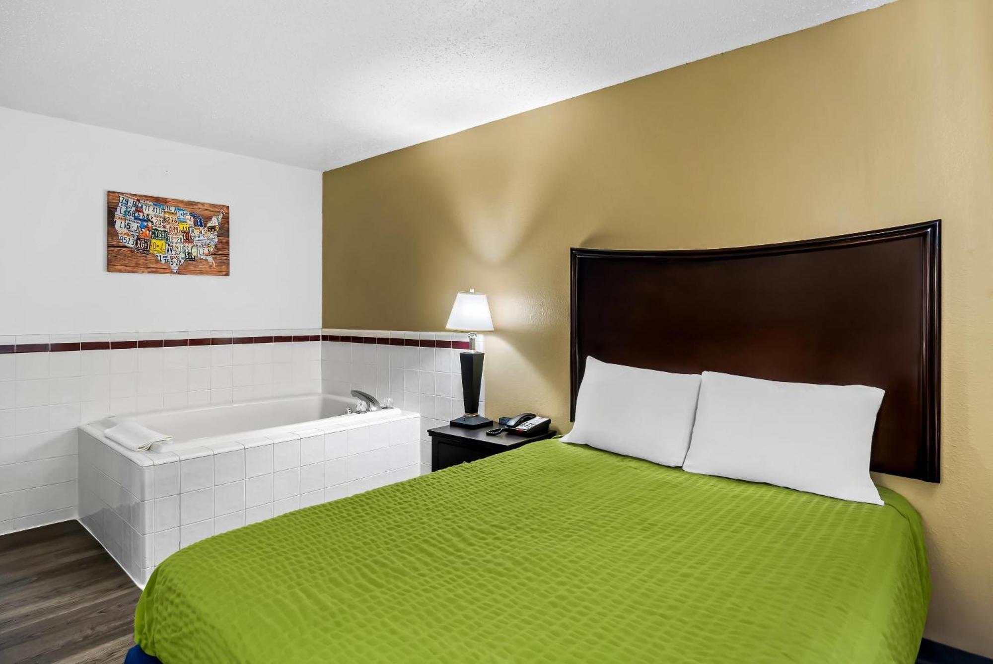 Econo Inn&suites Hotel Auburn